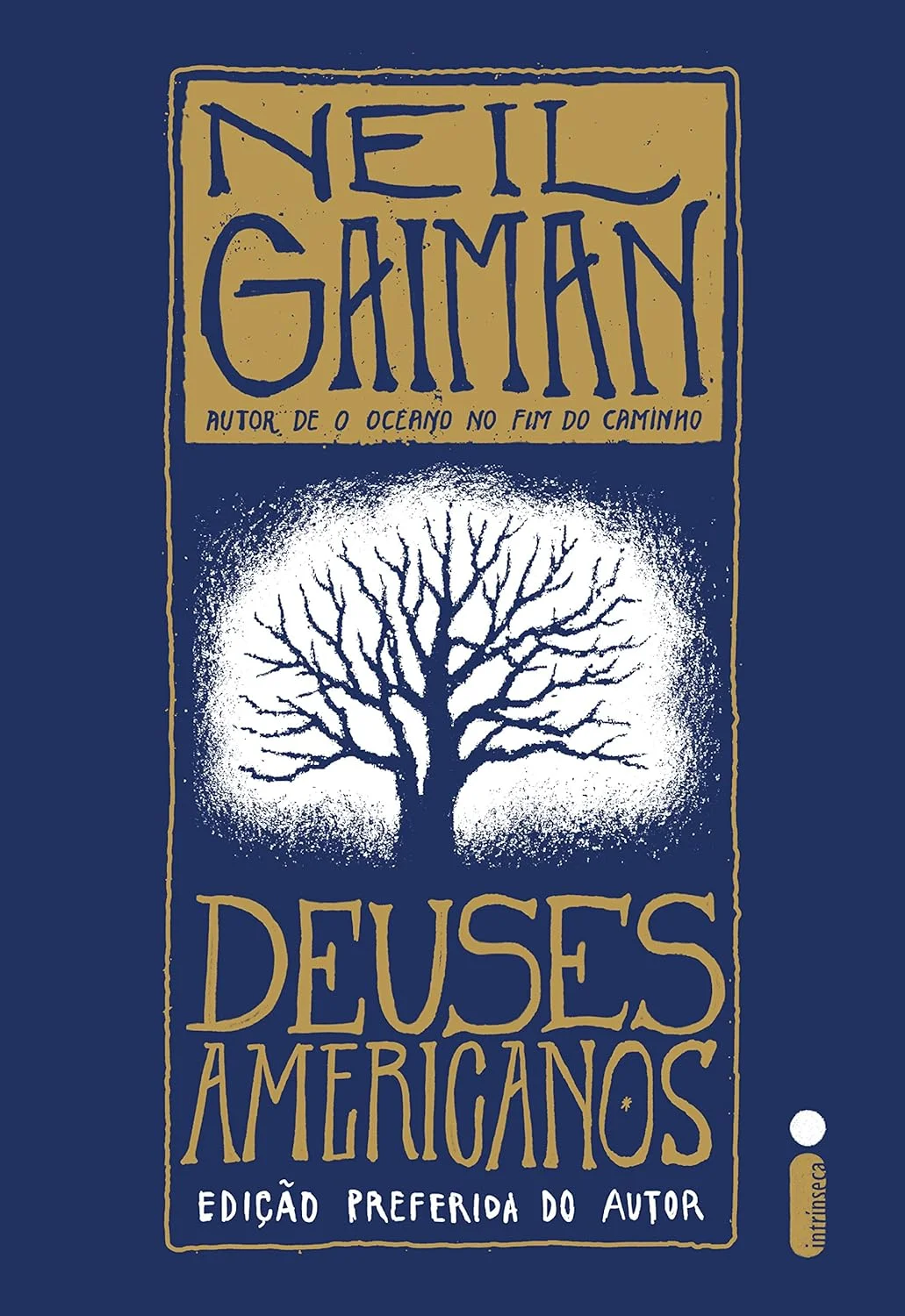 Baixa fantasia — Deuses Americanos, de Neil Gaiman, apresenta deuses e seres sobrenaturais vivendo na sociedade contemporânea.